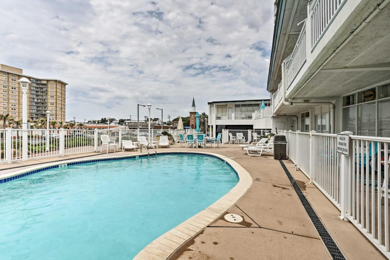 Virginia Beach Studio With Balcony And Pool View! Apartment Exterior photo